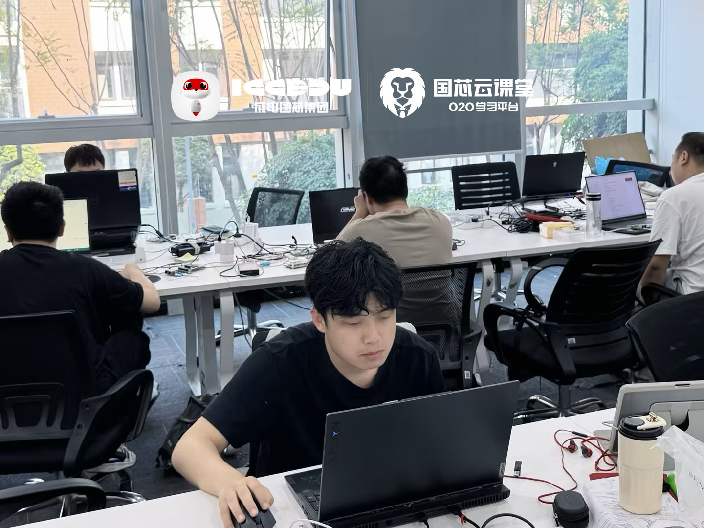 夯实FPGA实战技能，护航高薪就业｜成电国芯FPGA线下就业班每周周测，对标企业标准